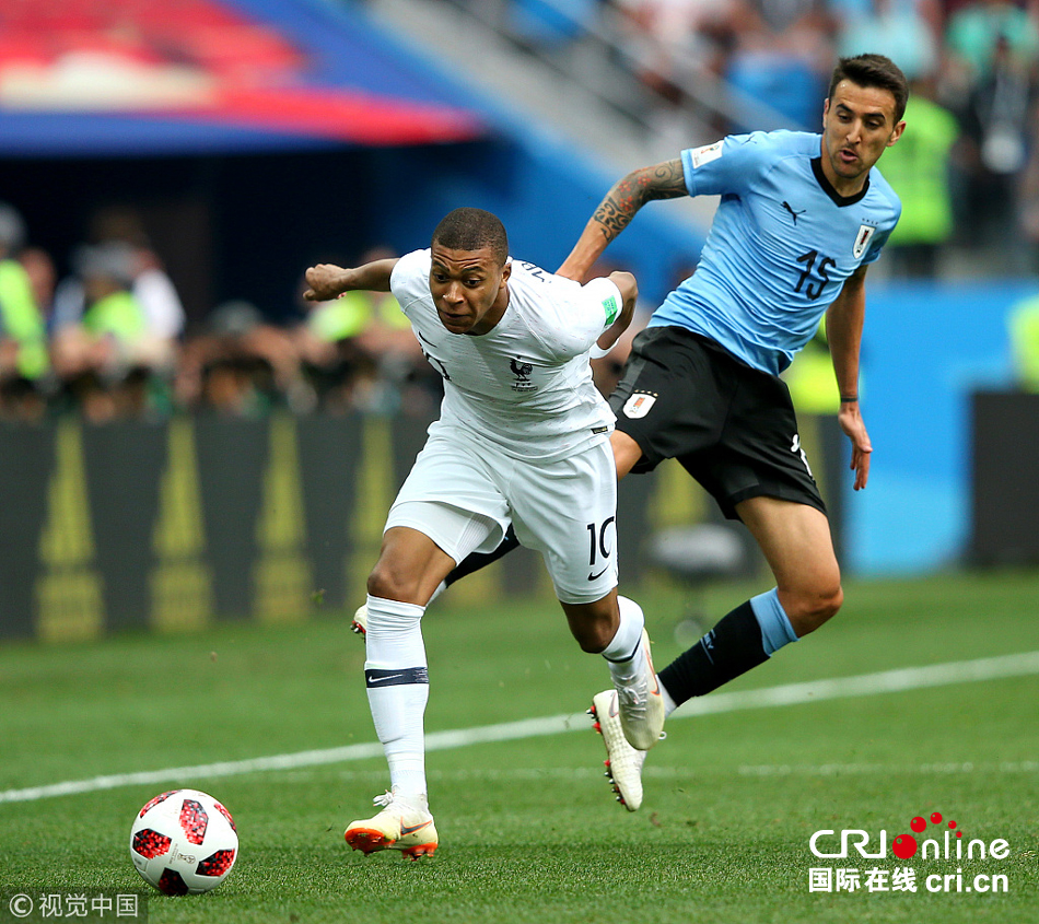 法国队完胜印尼队，李梓嘉统治全场