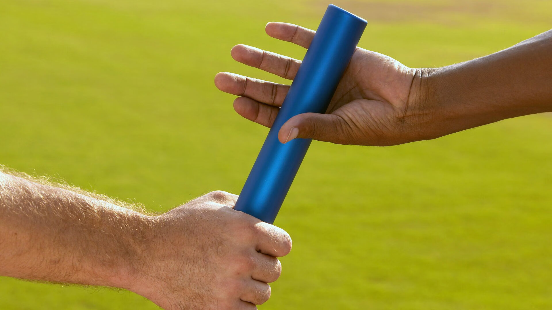 当F1引擎在巴林轰鸣,猛龙爪尖已在达拉斯滴血